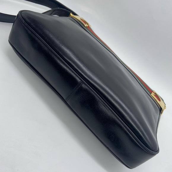 Vintage Gucci Leather Shoulder Bag with Sherry Strip - Picture 4 of 16